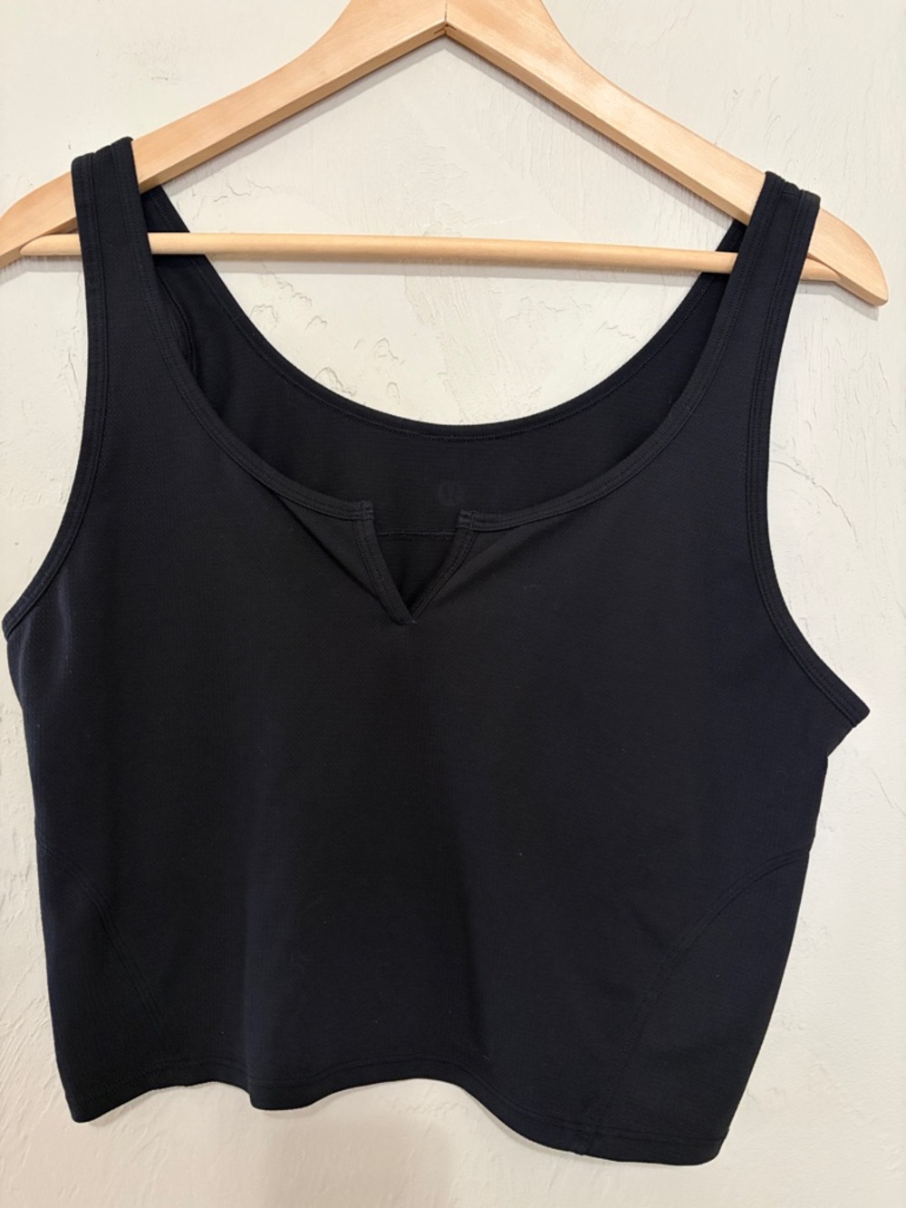 Lululemon Black Cropped Tank Top.